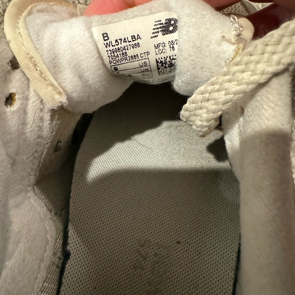 New Balance Size 9 Sneakers - Picture 4 of 4